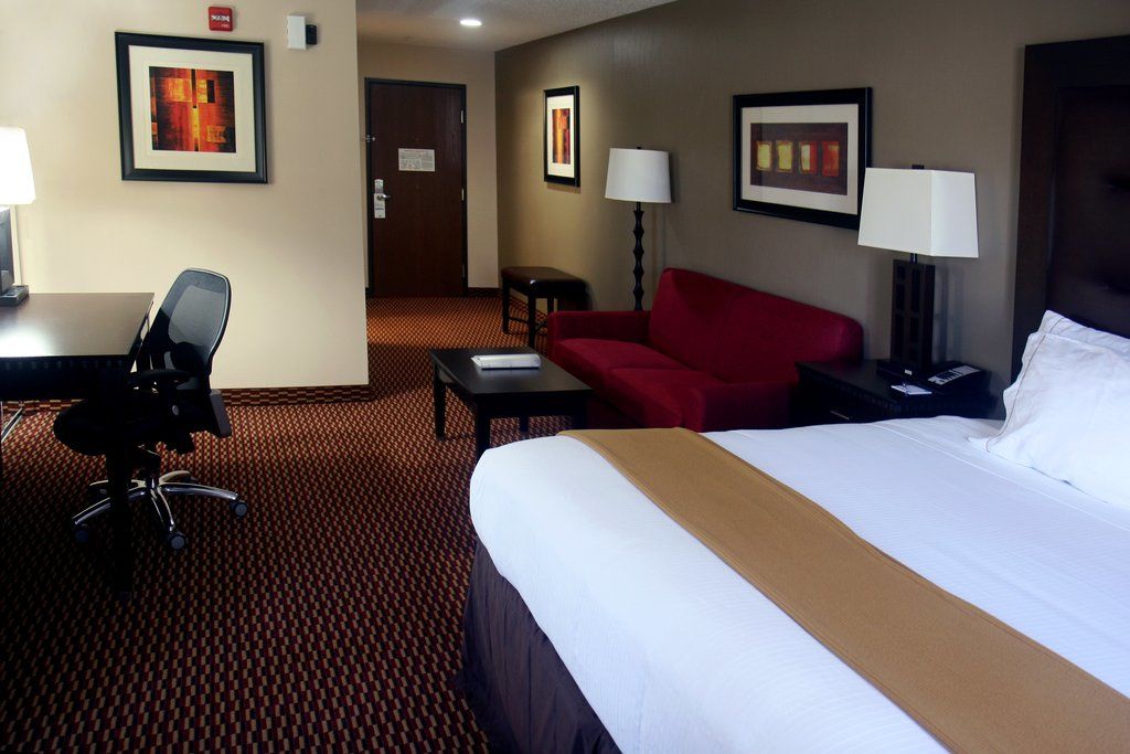 Holiday Inn Express Hartford-Newington, An Ihg Hotel Esterno foto